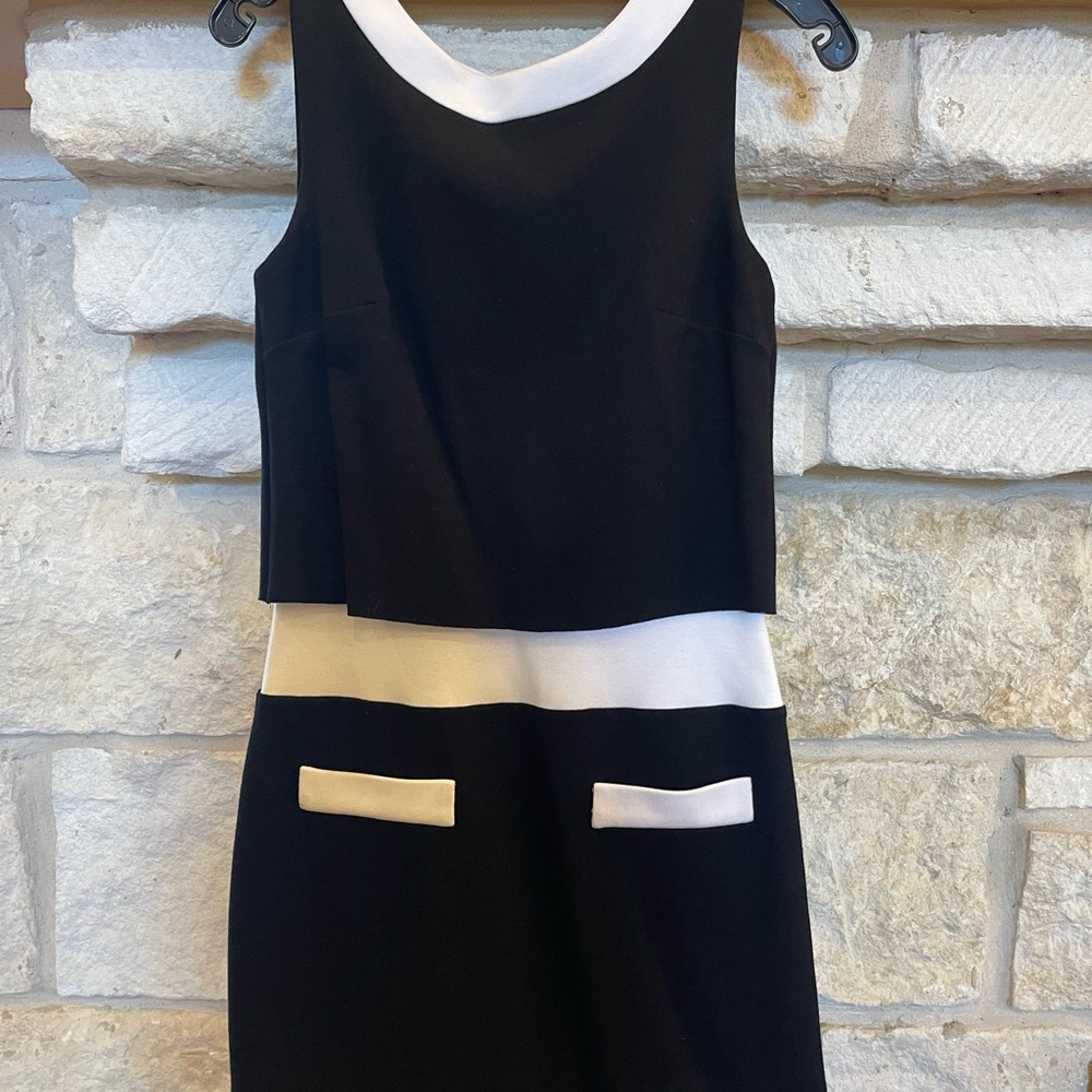 Bailey 44 - Elegant Black and White Sleeveless Dress